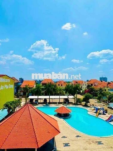 Nhà Chung Cư Tầng Trệt DT 100m2 Có Sân Sau 2Pn 2Wc Bảo Vệ Hồ Bơi Tenic