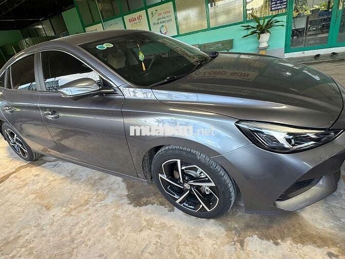 MG5 2024 bản cao cấp màu xám, 28098 km