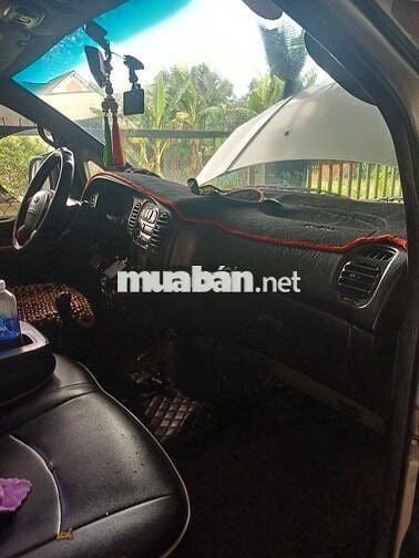 Hyundai Bán tải 5 chỗ số sàn màu bạc
