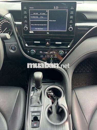 💙💙 BÁN XE TOYOTA CAMRY 2022 2.0 Q - 62000 km