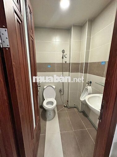 HOT !! CỰC RẺ 22B Nguyễn Minh Hoàng - nhà mới tinh 5 tầng 5x18m