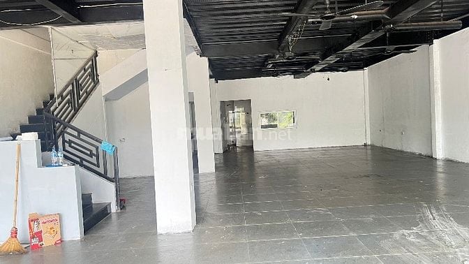 Cho thuê nhà làm Văn phòng , nhà trẻ , quán ăn ,quán net là kho 