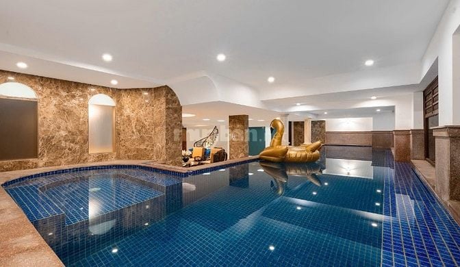 CHO THUÊ VILLA VIEW SÔNG SIÊU ĐẸP 7 PN, SÂN VƯỜN HỒ BƠI, KARAOKE QUẬN 