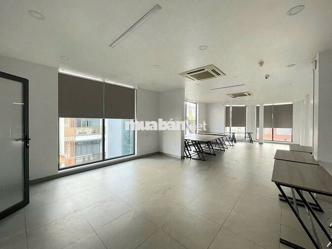 SIÊU PHẨM CĂN GÓC !!22A Khu Hoàng Hoa Thám- 6 tầng 5x18m có thang máy