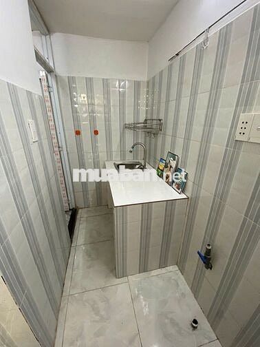 PHÒNG TRỌ 25M2 GIÁ RẺ NGAY CHỢ THỦ ĐỨC