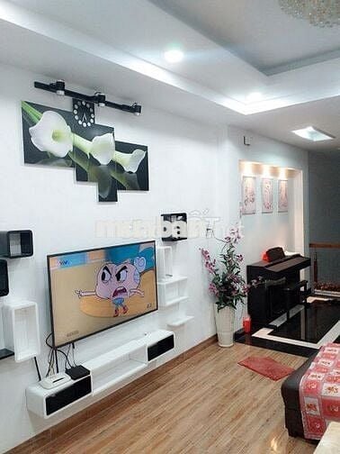 Bán nhà đường Phạm Văn Bạch, Tân Bình – 3 tầng, SHR, giá 6.95 tỷ