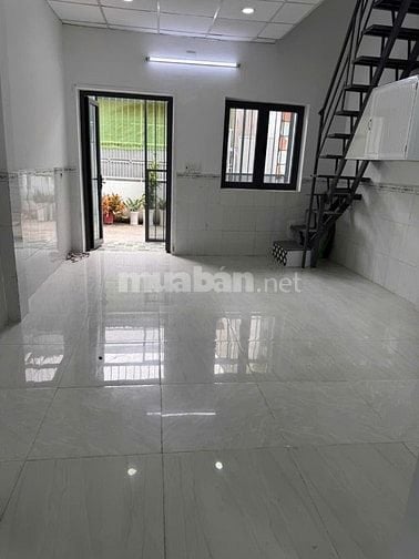 BÁN GẤP GIÁ 1 TỶ 800 SỔ HỒNG RIÊNG