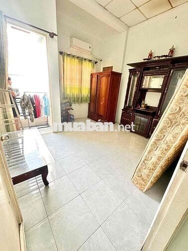 Nhà 4x10m 1Lầu Đúc (2PN 2WC) Hẻm 4m. Lê Đình Cẩn. Tân Tạo. Bình Tân