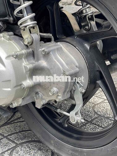 xe Zin chưa rớt đầu