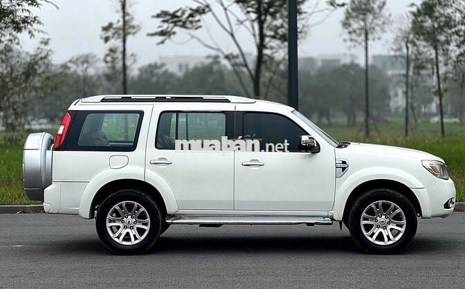 Ford Everest 2014 2.5 AT 2014 bản Limited-135000km