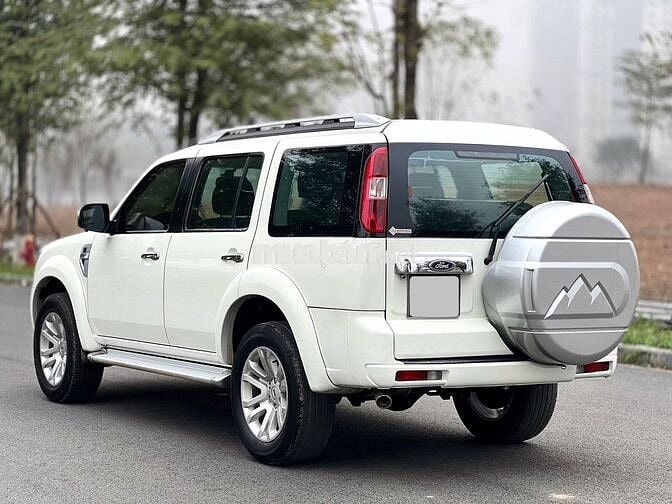 Ford Everest 2014 2.5 AT 2014 bản Limited-135000km