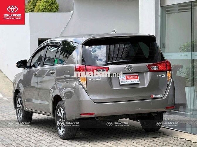 Toyota Innova 2021 2.0E - 34.000 km