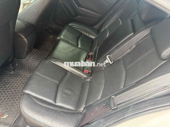 Mazda 3 2017 1.5 AT - 77000 km