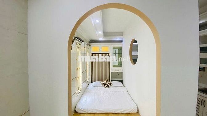 STUDIO TÁCH BẾP CỬA SỔ TRỜI FULL NỘI THẤT GẦN ĐH CÔNG NGHIỆP CƠ SỞ 3