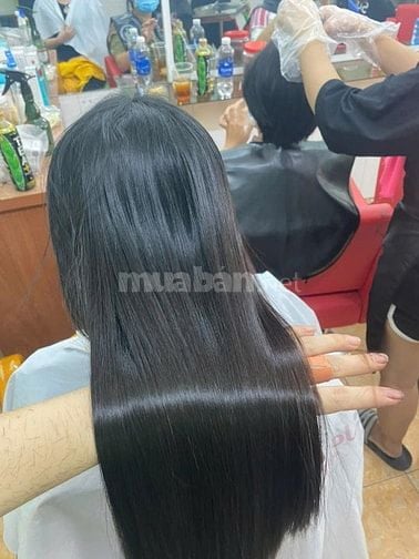 SALON TRÂM NGUYỄN TUYỂN GẤP 2 THỢ PHỤ GỘI ĐẦU, LÀM NAIL