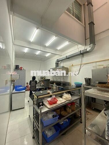 CHO THUÊ NHÀ MẶT TIỀN TRẦN QUANG KHẢI – PHƯỜNG TÂN ĐỊNH, QUẬN 1