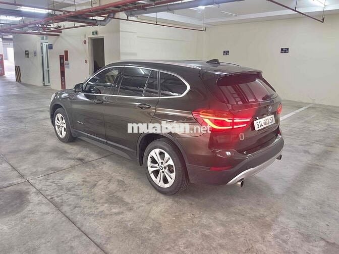 BMW X1 2017 sDrive20i - 72000 km