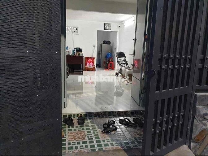 Nhà cho thuê hẻm xe tải 1 xẹt Phan Huy Ích