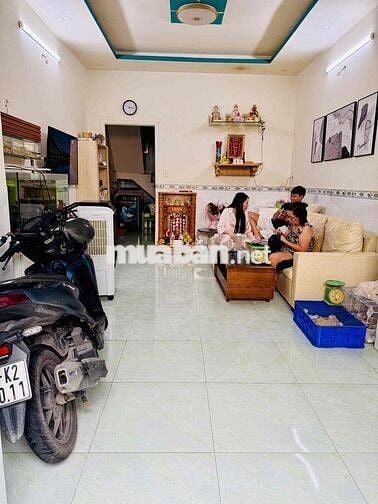 Nhà Hoài Thanh 47m2 đất hoàn công đủ