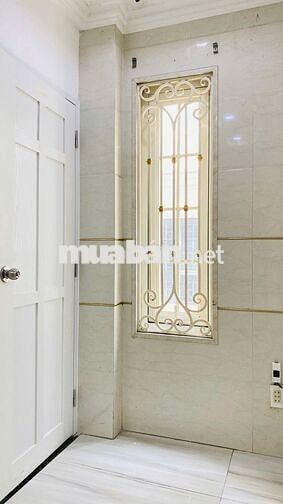 STUDIO TÁCH BẾP CỬA SỔ TRỜI FULL NỘI THẤT GẦN ĐH CÔNG NGHIỆP CƠ SỞ 3