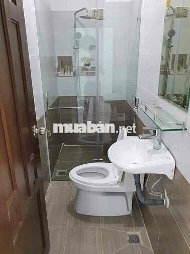 CHO THUÊ NHÀ HẺM 2 XE MÁY, 1 XET, CMT8 Q.10