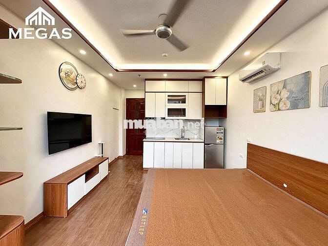 CHO THUÊ CĂN HỘ FULL ĐỒ BAN CÔNG RIÊNG NẰM NGAY TRUNG TÂM TÂY HỒ