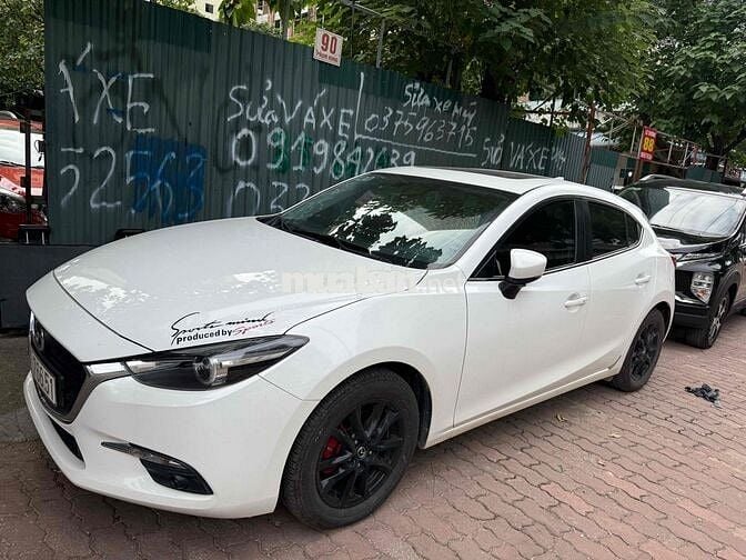 Mazda 3 2017 1.5 AT - 77000 km