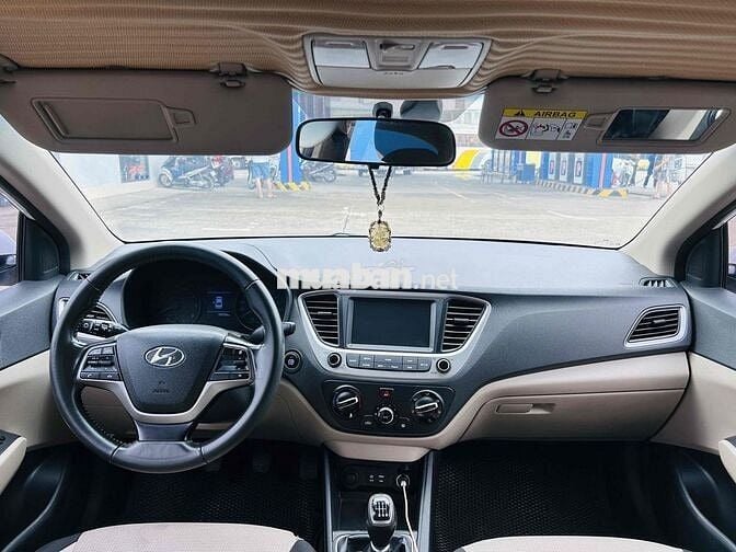 Hyundai Accent 2019 1.4 MT - 71000 km. nước sơn zi