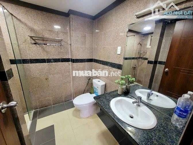 Cần bán căn hộ Hoàng Anh Gia Lai Lakeview 94m2 2 phòng ngủ