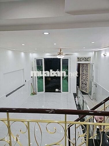 Hoa hồng giới thiệu , bán nhà 4 lầu hẻm 7m