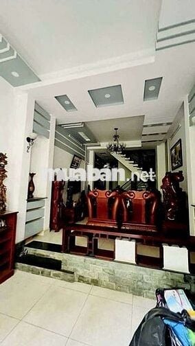 NHỈNH 8 TỶ , TÂN BÌNH , P8,HXH, 72m2, 4 TẦNG , LÝ THƯỜNG KIỆT