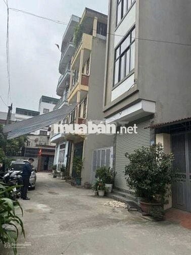 BÁN ĐẤT PHÂN LÔ ĐẤU GIÁ SẴN SỔ NGAY QL1A – GA NGỌC HỒI, THANH TRÌ