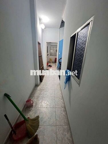 Cho thuê nhà] MT đường LÊ NIỆM: 4.2x18m, Đúc 2 Lầu, 5PN, giá 17 triệu
