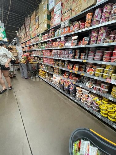 CHUỖI CỬA HÀNG, CẦN 6 BẠN TẠP VỤ TẠI QUẬN 6 CÔNG VIỆC LÂU DÀI 