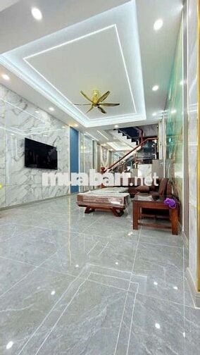 Cần bán nhà 80M đầy đủ Nội Thất gần chợ Dĩ An 1