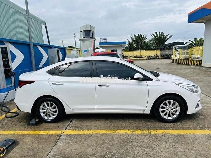 Hyundai Accent 2019 1.4 MT - 71000 km. nước sơn zi