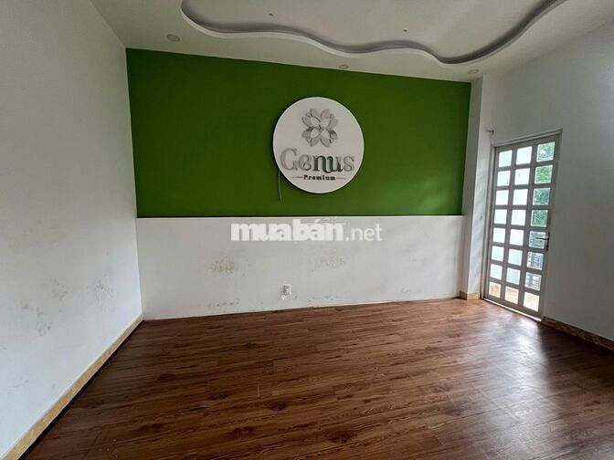 NHÀ CHO THUÊ TRUNG TÂM Q5 NỞ HẬU