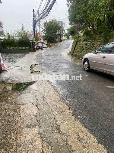 Cho thuê nhà nguyên căn đường Lê Văn Tám Phường 10 Đà Lạt  giá 20tr