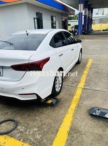 Hyundai Accent 2019 1.4 MT - 71000 km. nước sơn zi