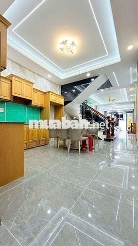 Cần bán nhà 80M đầy đủ Nội Thất gần chợ Dĩ An 1