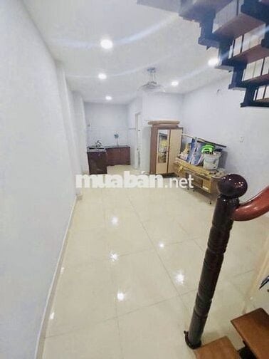 Nhà 1 Sẹc Sát Mặt Tiền Quang Trung, Đối Diện Vincom, 51m2, 4Tỷ750