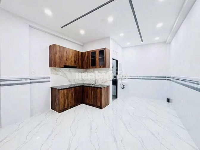 GIÁP NGÃ TƯ BỐN XÃ - 2 TẦNG - 2 PN- 4MX8M, NHỈNH 3 TỶ