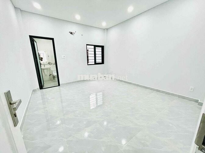 CHO THUÊ NHÀ 95C BẮC HẢI QUẬN 10 - 5 TẦNG - DTSD 400m2 - GIÁ THUÊ TỐT