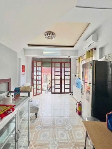 Bán Nhà : 304/20 Tân Kỳ Tân Quý P.Sơn Kỳ Q.Tân Phú -dt:4x8m trệt 1 lầu