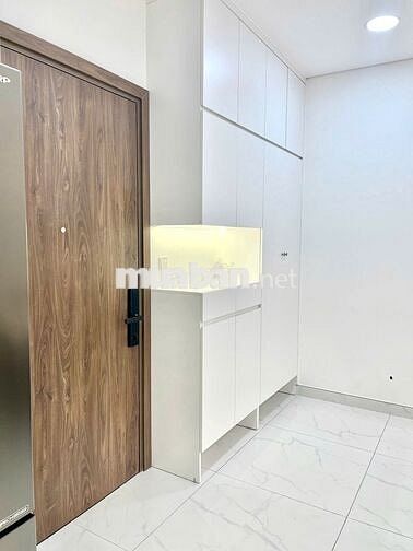 Chuyên cho thuê căn hộ Diamond Brilliant 2PN ở liền