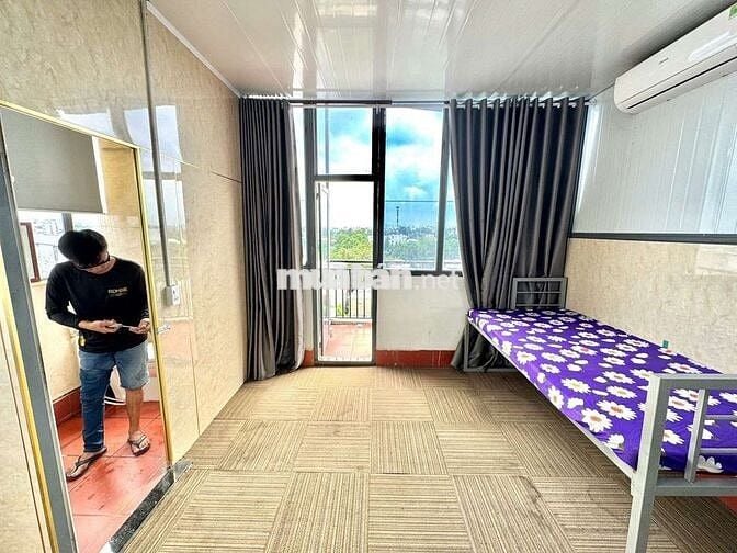 CHO THUÊ PHÒNG CÓ NỘI THẤT BAN CÔNG GẦN ĐH NGUYỄN TẤT THÀNH NGÃ TƯ GA