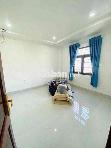 Nhà 3 phòng có nội thất KDC Văn Hoá Tây Đô