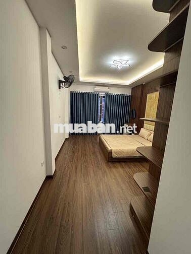 Hot Nhà Hoàng Mai - Ngõ trẳng tắp, xe ba gác tránh xe máy, 30m ra oto