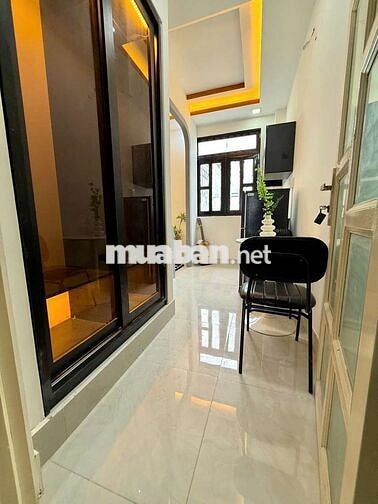 STUDIO MỚI - FULL NỘI THẤT - CỬA SỔ TRỜI - NGÃ TƯ BẢY HIỀN