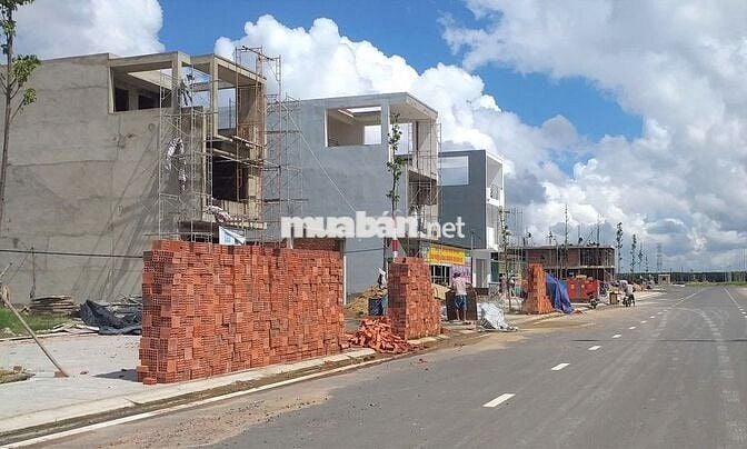 Ngộp bán rẻ lô đất 258m² Ngay Nút Giao CT Bến Lức - Long Thành giá2 tỷ